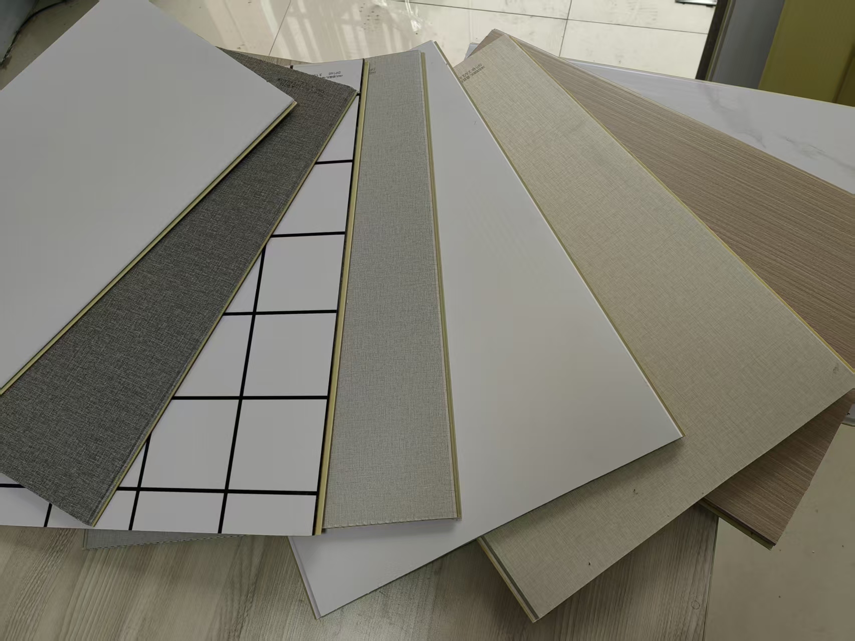 40cm x 7mm PVC Panel (3.2kg、Honeycomb double) - 图片 3